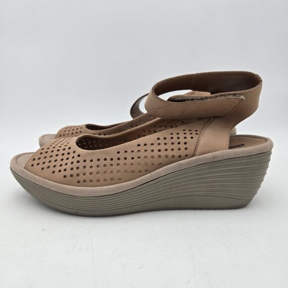 Clarks Reedly Salene Tan Perforated Leather Wedge Sandals in Womens Size 9.5 Pe - Picture 3 of 9